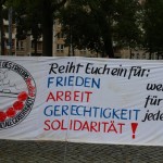 Mahnwache_fuer_Frieden_in_Dresden_1_September_05