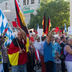 Pegida-Muenchen-mit-Lutz-Bachmann-20-Juli-2015-17