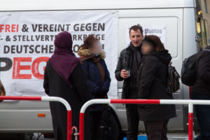 Heinz Meyer, hier bei einer Pegidakundgebung auf dem Marienplatz am 10. Februar 2016